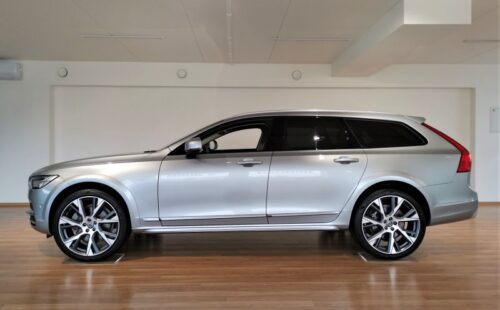 crank auto volvo volvov90 crosscountry universaal uus mugav